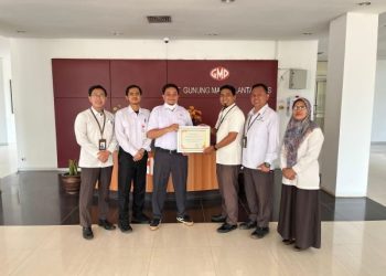 Penghargaan Kategori Responsif dari BPS Lampung Tengah untuk PT Gunung Madu Plantations