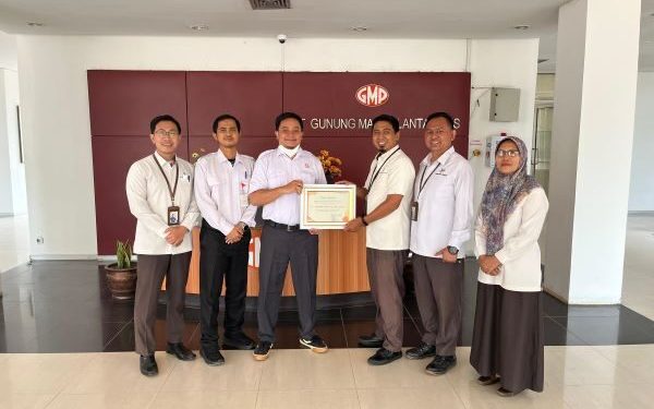 Penghargaan Kategori Responsif dari BPS Lampung Tengah untuk PT Gunung Madu Plantations
