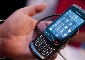 Gen Z Kembali Suka HP Jadul, Tren Anti-Smartphone Makin Populer
