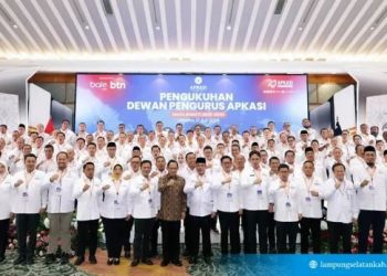 Bupati Radityo Egi Pratama Dilantik Jadi Bendahara Umum Apkasi 2025-2030