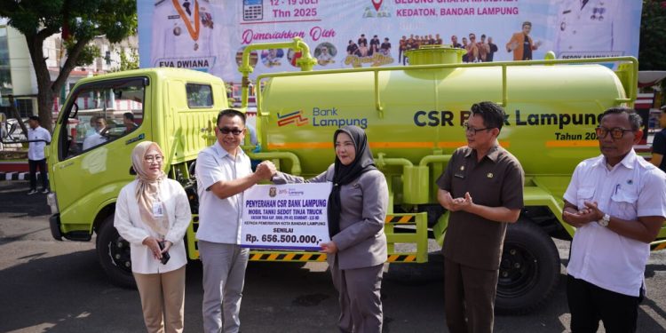 Pemkot Bandar Lampung Dapat Bantuan Mobil Tangki Sedot Tinja