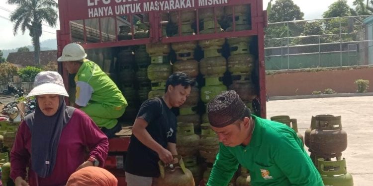 Operasi Pasar Gas LPG 3 Kg di Tanggamus