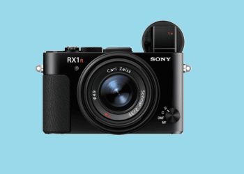 Kamera Kompak Full-Frame 61MP Terbaru 2023