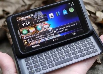 Spesifikasi dan Harga Nokia E7, HP Stylish dengan Fitur Profesional