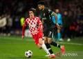 Arne Slot Tak Mainkan Luis Diaz Akibat Spekulasi Transfer