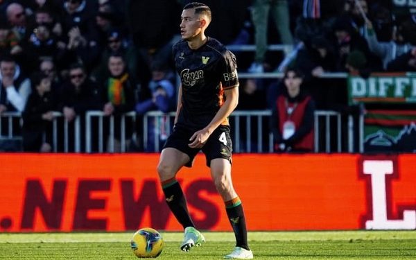 Torino Ingin Jual Pemain dan Jay Idzes Menjadi Opsi Pengganti