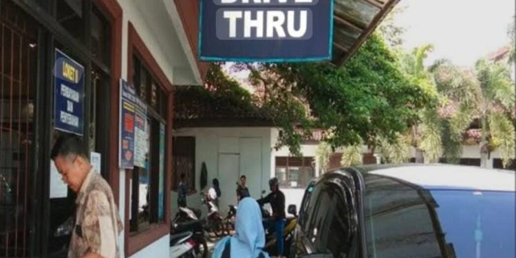Kendaraan Dinas Pemprov Lampung Bayar Pajak Setelah Inspeksi