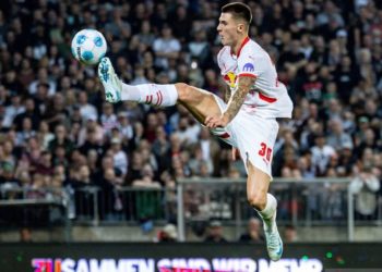 Penyerang RB Leipzig Benjamin Sesko Segera Bergabung ke Manchester United
