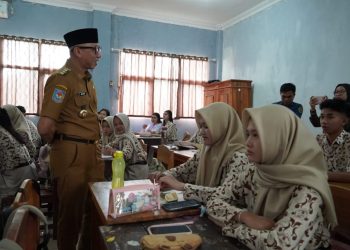 Orang Tua Siswa Sambut Baik Kebijakan Penghapusan Biaya Komite Sekolah