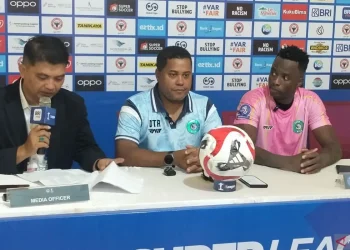 PSBS Biak Kalahkan Semen Padang 2-1 di Laga Tuan Rumah