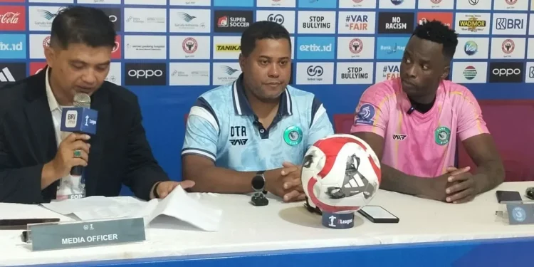 PSBS Biak Kalahkan Semen Padang 2-1 di Laga Tuan Rumah