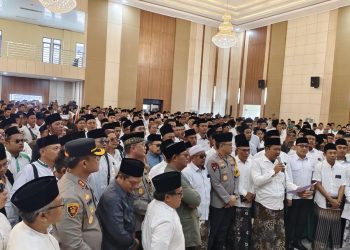 Santri dan Kiai Aksi di Polda Lampung Minta Trans7 Minta Maaf Secara Terbuka