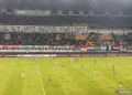 Sepuluh Pemain Persib Bandung Menang atas Persis Solo dengan Skor 2-0