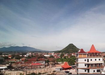Lampung Cerah Berawan dengan Potensi Hujan pada Sabtu, 29 November 2025