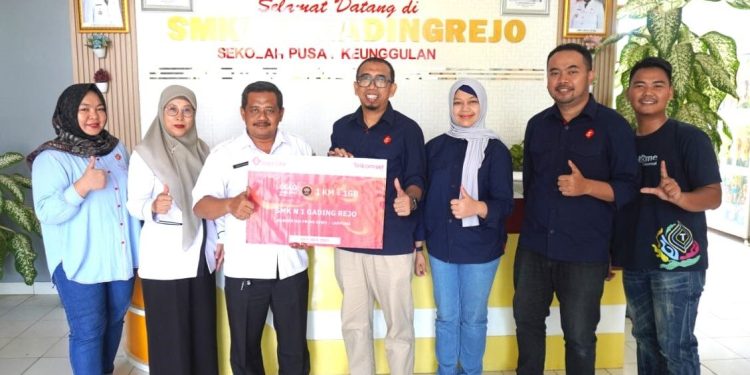 Paket Sekolah 3T Sumatera Gratis untuk Perkuat Akses Digital Nasional