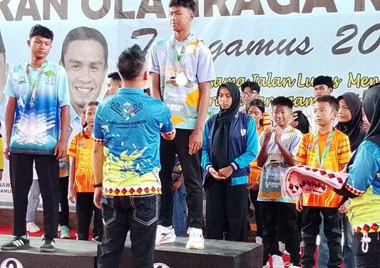 Dua Atlet Muda Rumah Batu SC Raih Emas Renang di PORKAB Tanggamus 2025