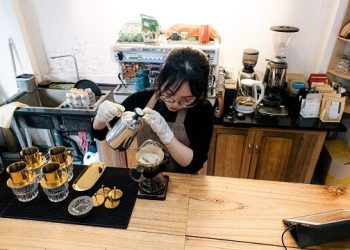 Teguhkan Komitmen Melestarikan Identitas Budaya Lokal