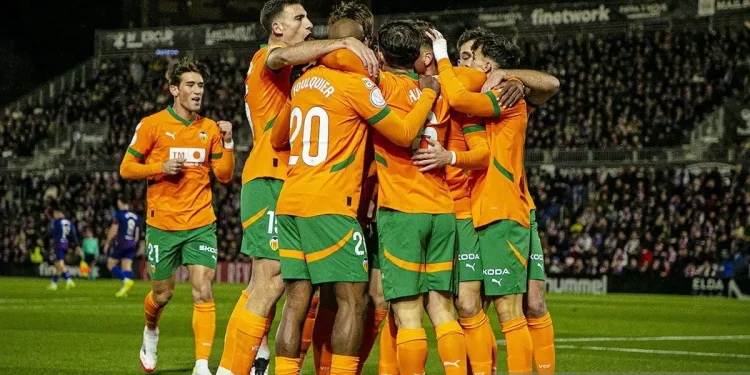 Valencia dan Sociedad Lolos ke 16 Besar Piala Raja