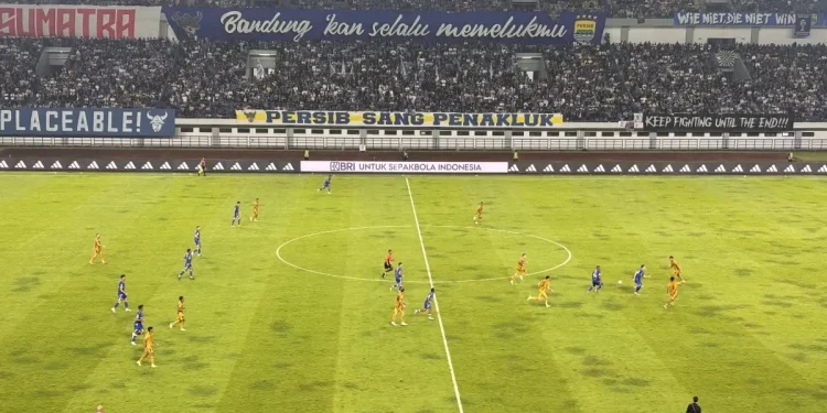 Brace Ramon Tanque Bawa Persib Kemenangan Melawan Bhayangkara FC