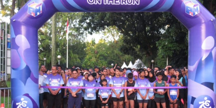 Mahasiswa FEB UI Galang Solidaritas melalui Charity Run Dukung Layanan Kesehatan