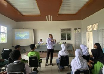 Penyuluhan Hukum oleh Polisi untuk Mencegah Kenakalan Remaja