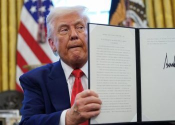 Tarif Naik 25 Persen untuk Negara yang Berbisnis dengan Iran